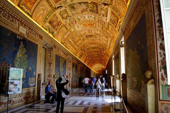 Vatican Museums Sistine Chapel Tour with access to St Peter - Vatican Museums stop: 90 minutes with an art-historian guide