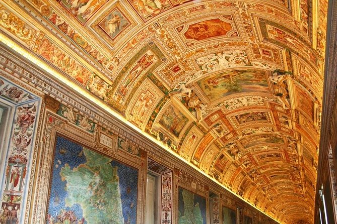 Vatican Museums & Sistine Chapel VIP small group tour(max 10 pax) - VIP small group pacing in the Vatican maze