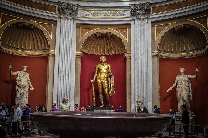 Vatican Museums, Sistine Chapel Walking Tour and Basilica Access - Small group rules: how your guide shapes the whole day