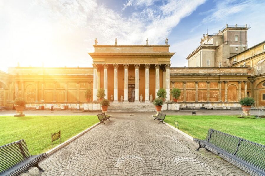 Vatican & Sistine Chapel Skip-the-Ticket-Line Tour for Kids - Why this Vatican tour feels easier with children