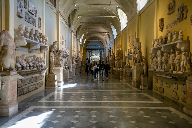 Vatican Tickets & Tour including Sistine Chapel & Raphael Rooms - Sistine Chapel: getting the most from 30 minutes