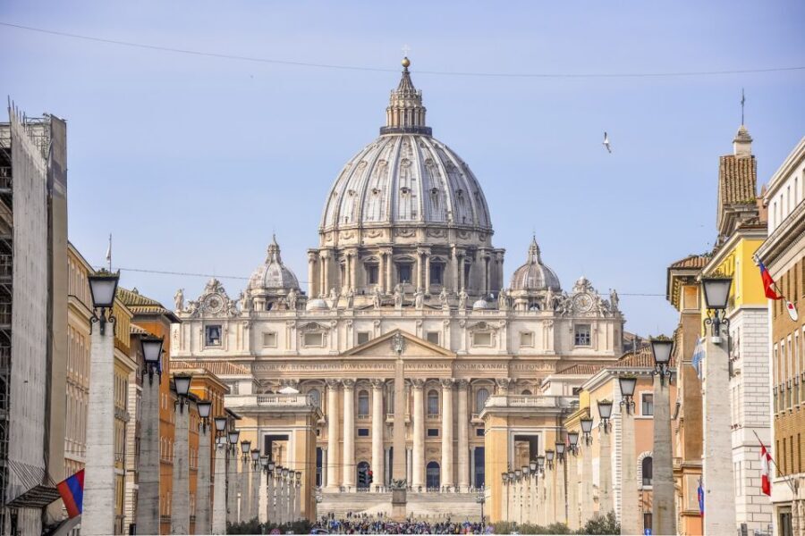 Vatican: Vatican Museums Sistine Chapel Skip-the-Line Ticket - Sistine Chapel timing and rules that affect your experience