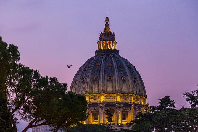 VIP Vatican Breakfast and Guided Tour with Sistine Chapel Access - St. Peter’s Square: Bernini’s space works best with the right expectations