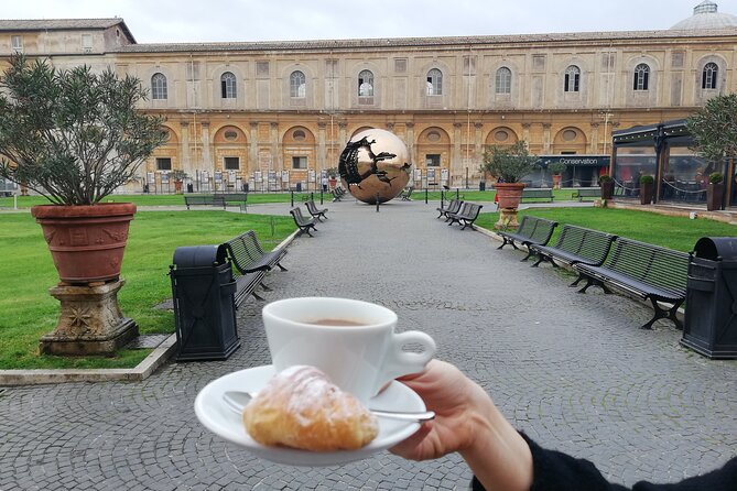 VIP Vatican Breakfast and Guided Tour with Sistine Chapel Access - Vatican Museums highlights: a guided route that beats decision fatigue