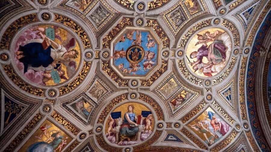 VIP Vatican in a Day Tour: Art and History as Never Before - Pinacoteca Vaticana + Chiaramonti: why the art detour pays off