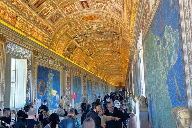 VIP Vatican Tour: Skip-the-Line Museums & Sistine Chapel - Group size and headsets: the comfort upgrade you’ll feel immediately